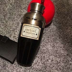 Cocktail shaker